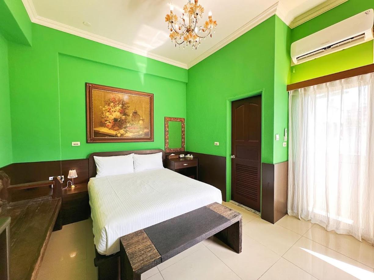 Ho Feng Private Hotel 電梯自助民宿 Ji'an Exteriör bild