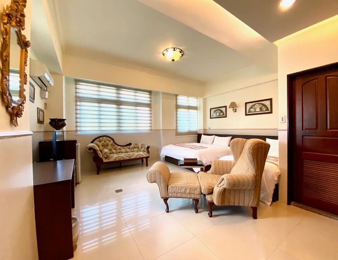 Ho Feng Private Hotel 電梯自助民宿 Ji'an Exteriör bild