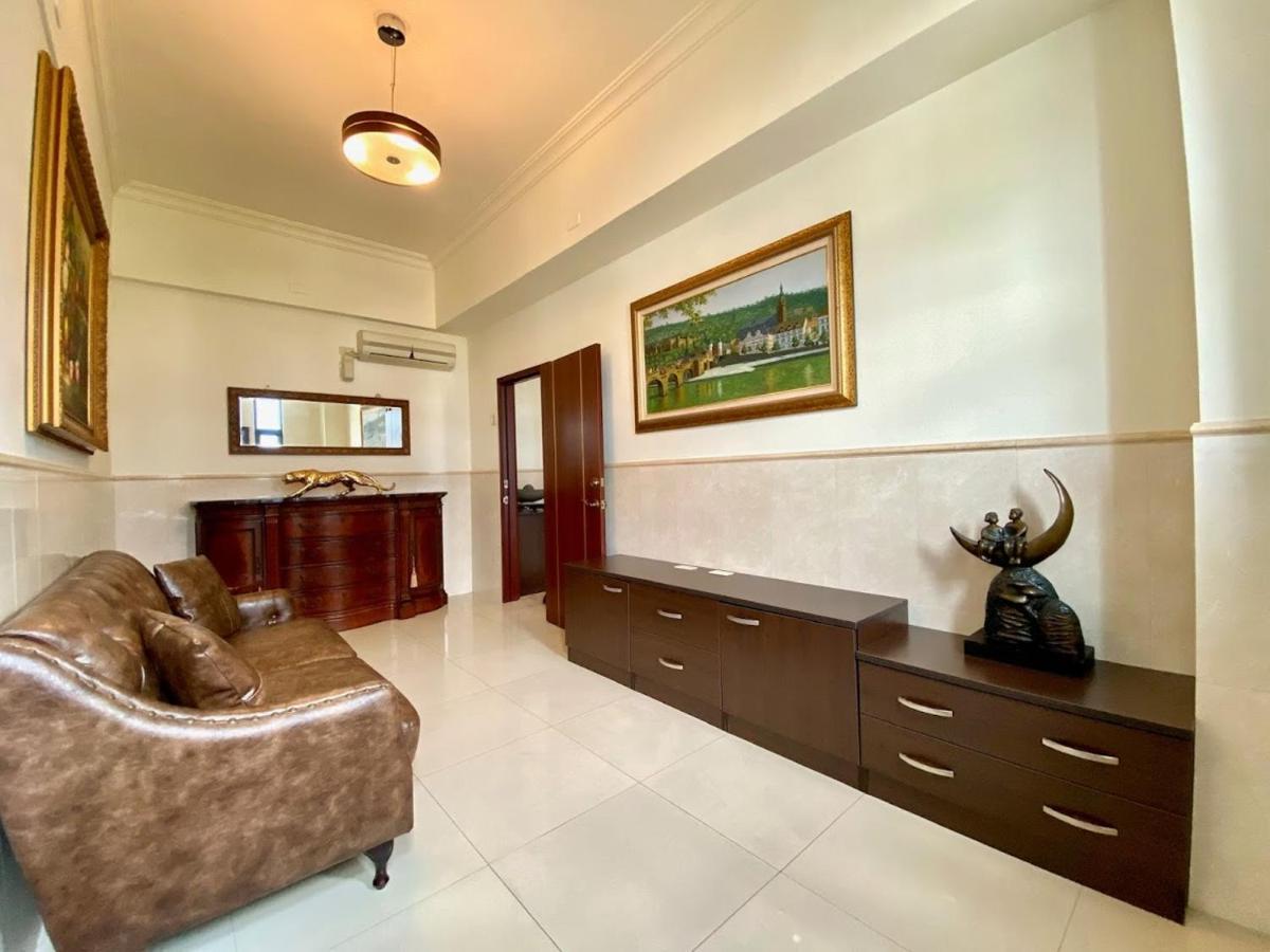 Ho Feng Private Hotel 電梯自助民宿 Ji'an Exteriör bild